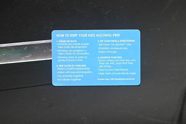 美發會員卡選擇非接觸式IC卡的原因是什么? 美發會員卡選擇非接觸式IC卡的原因是什么?