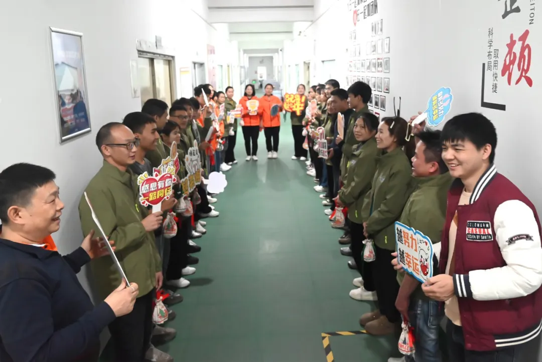 b7c723be-55c3-4bfa-b9ca-0834e661dce5 b7c723be-55c3-4bfa-b9ca-0834e661dce5