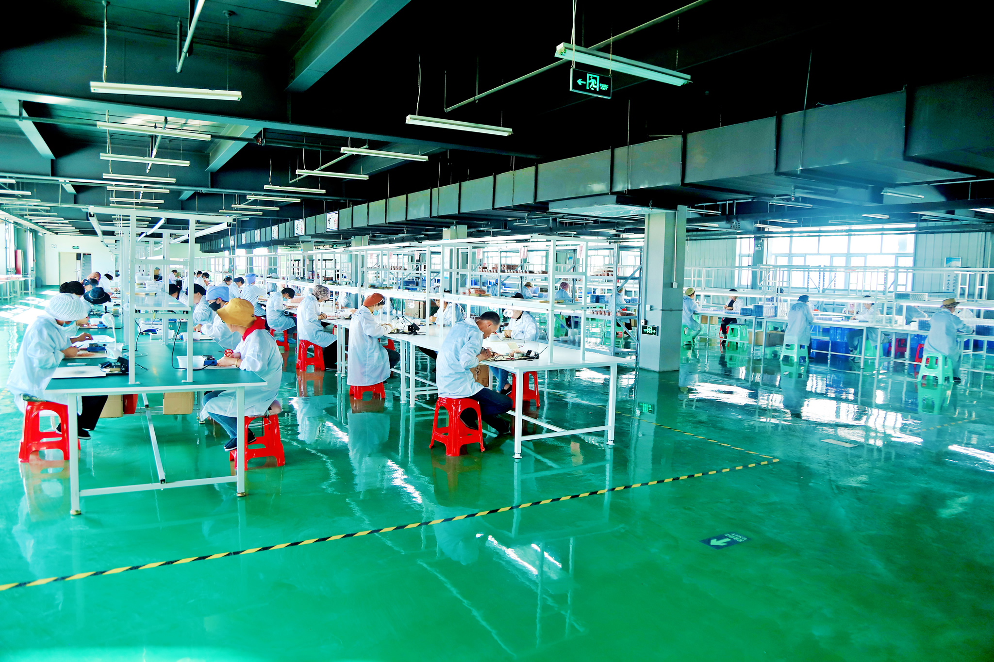 卡立方集團(tuán)寧夏公司智能卡工廠視覺(jué)檢測(cè)技術(shù)讓不合格品無(wú)處遁形