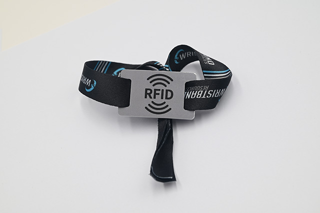 鑰匙扣卡是什么材質？——鑰匙扣卡制作