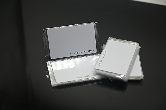 充電卡PVC材料壓制方法以及特點-卡立方充電卡制作 充電卡PVC材料壓制方法以及特點-卡立方充電卡制作